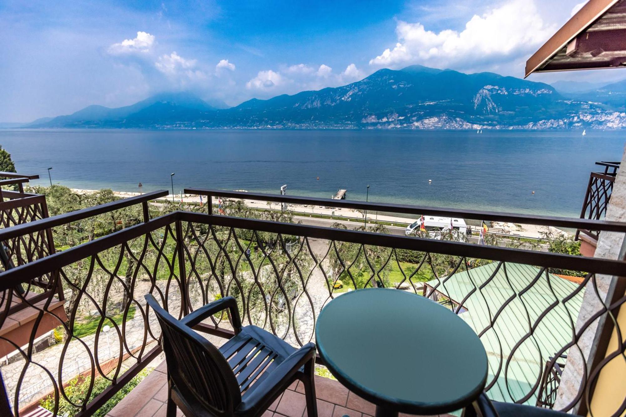 Hotel Rabay Brenzone sul Garda Exterior foto